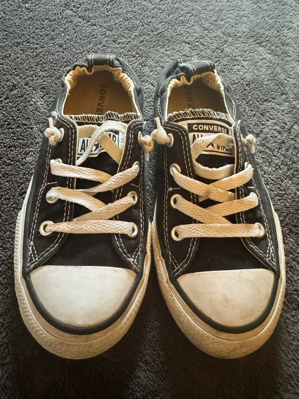 Converse Girls Black Low-Top Chuck Taylor All Star Shorline slip-on sneakers